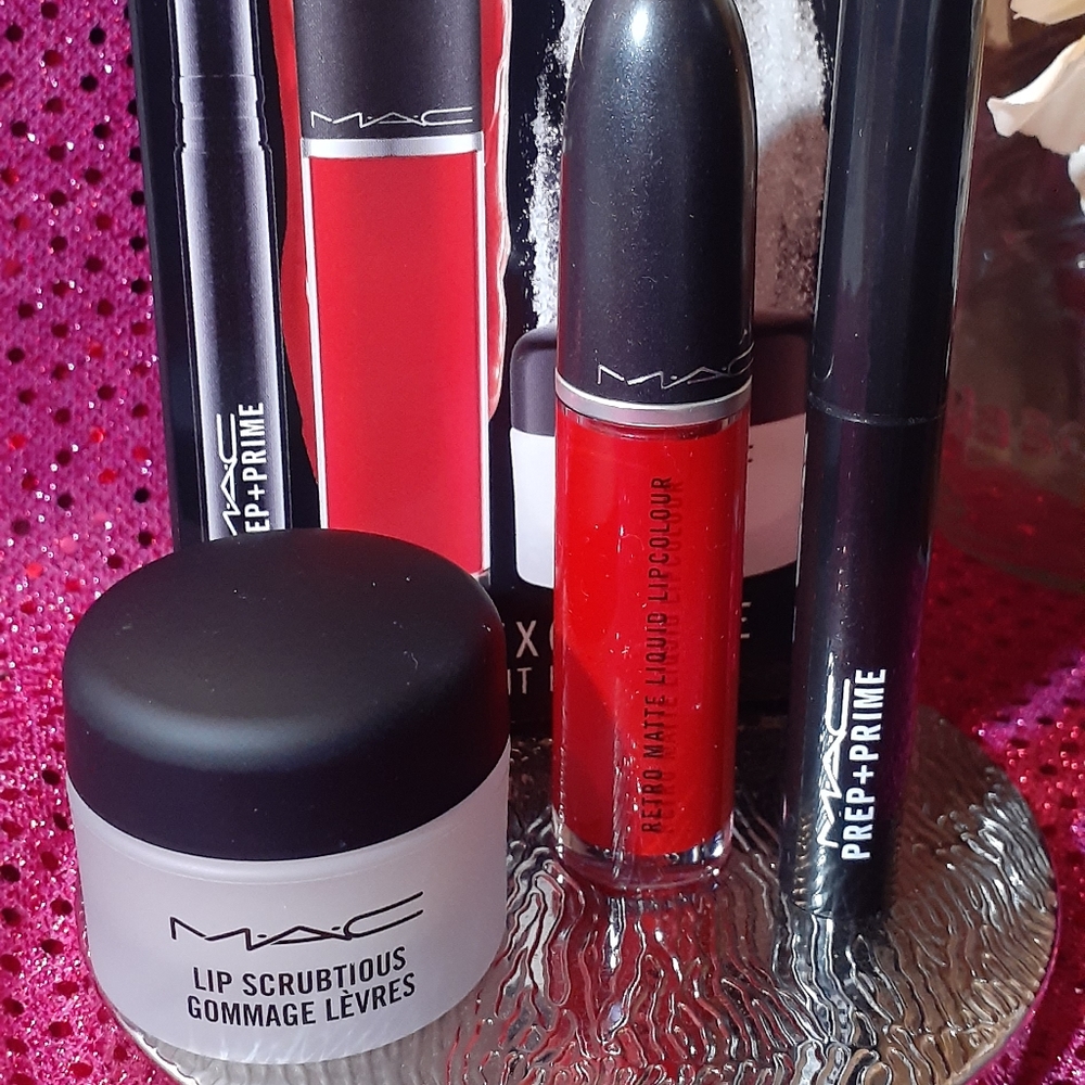 Mac cosmetics lip kit